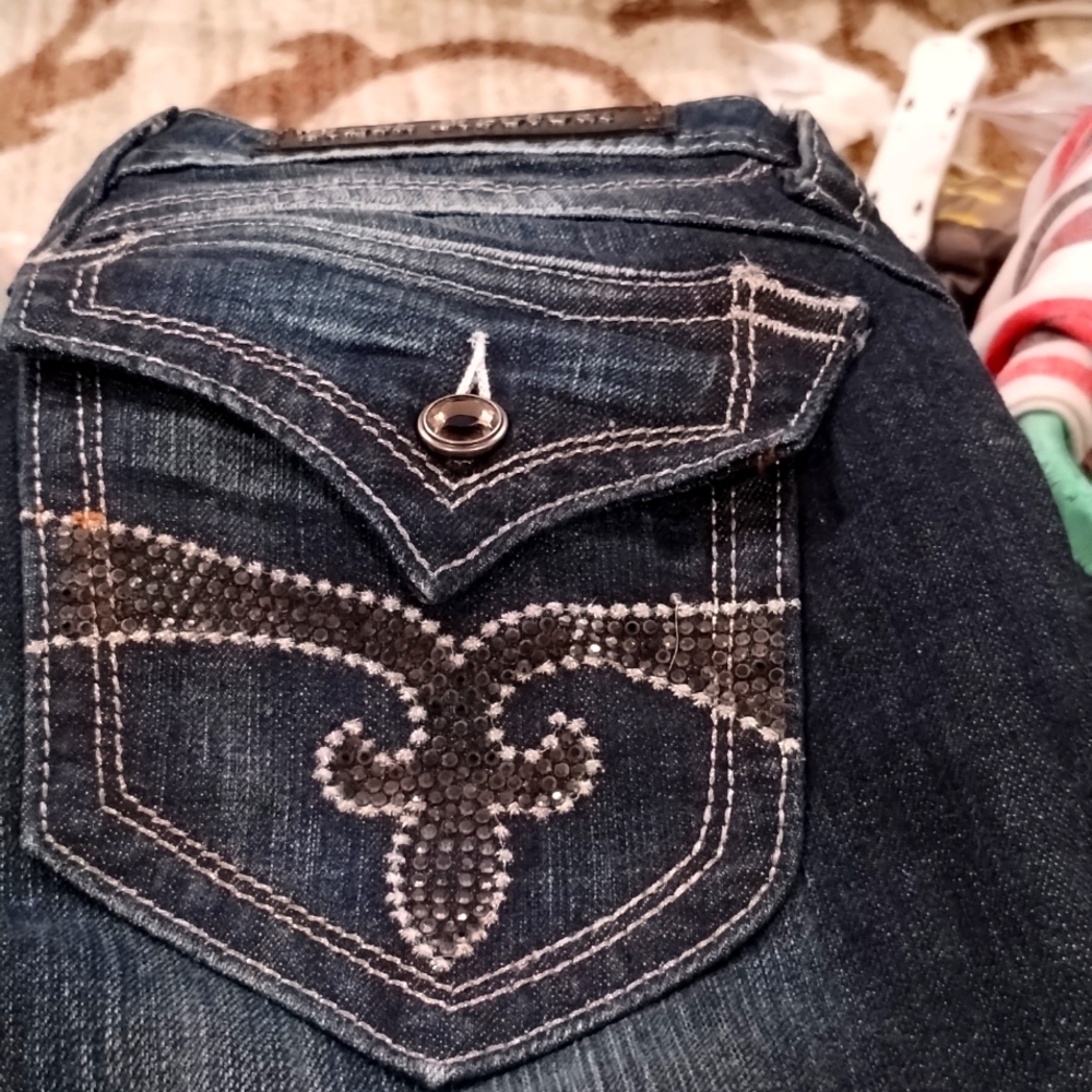 Women's Rock Revival straight jeans